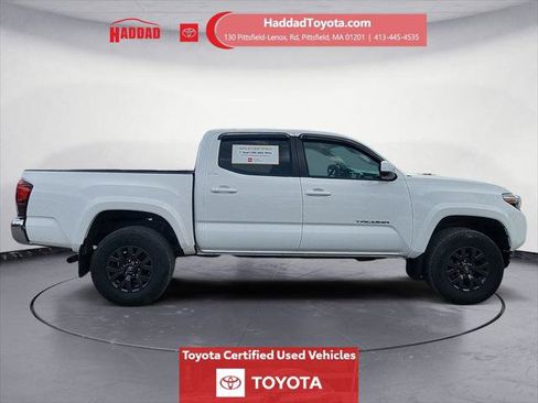 Certified 2023 Toyota Tacoma SR5 AWD/4WD image 7