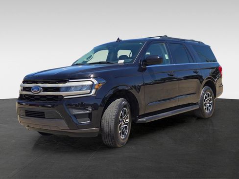 Used 2024 Ford Expedition Max XLT AWD/4WD image 8