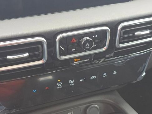 New 2026 Nissan Sentra SV w/ Floor Mat Package FWD image 6