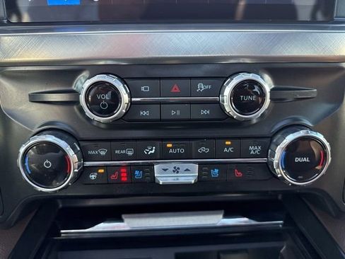 Used 2025 Ford F250 King Ranch w/ Chrome Package AWD/4WD image 30