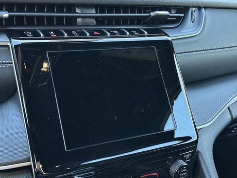 New 2025 Jeep Grand Cherokee L Laredo image 25