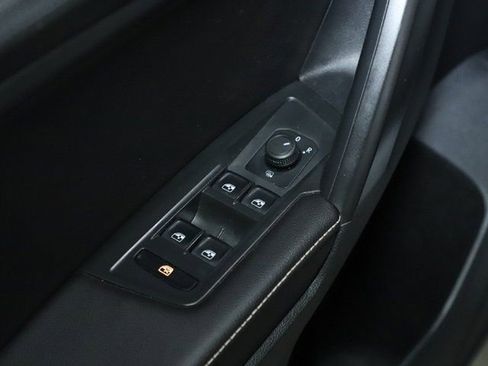 Used 2023 Volkswagen Tiguan S image 16