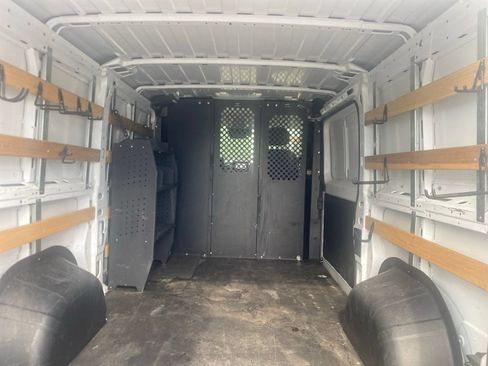 Used 2023 RAM ProMaster 2500 FWD image 6
