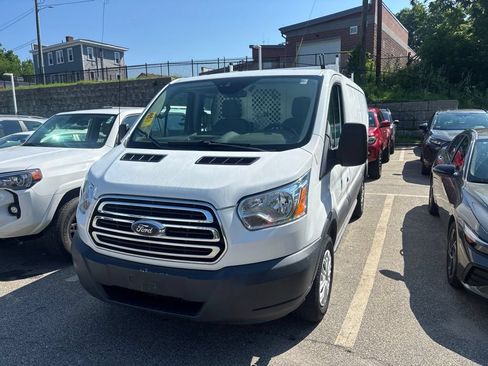 Used 2016 Ford Transit 250 130 Low Roof w/ Exterior Upgrade Package RWD image 3
