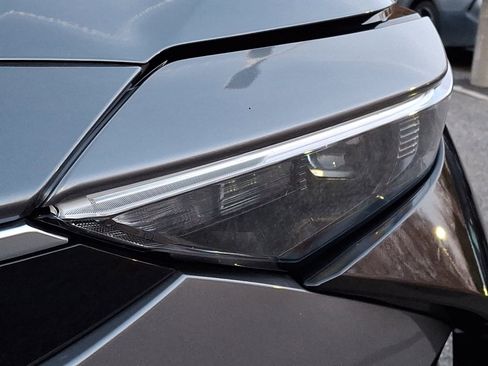 Certified 2025 Toyota bZ4X FWD image 9