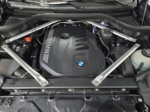 Used 2025 BMW X5 xDrive40i w/ Premium Package image 13