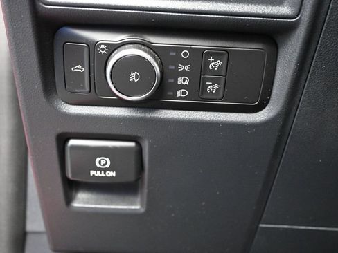 Used 2021 Ford F150 XLT w/ Equipment Group 301A Mid RWD image 12