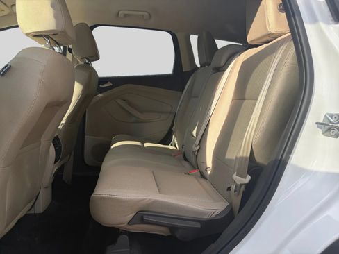 Used 2017 Ford Escape SE FWD image 13