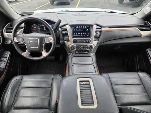 Used 2019 GMC Yukon Denali w/ Open Road Package AWD/4WD image 36