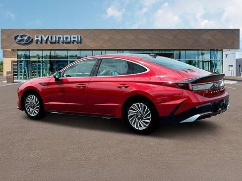 New 2025 Hyundai Sonata Limited image 4