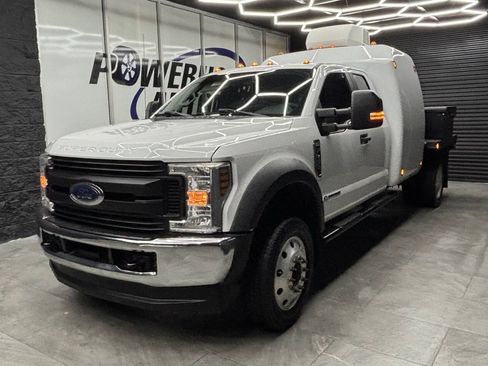 Used 2019 Ford F450 XL w/ XL Value Package AWD/4WD image 2