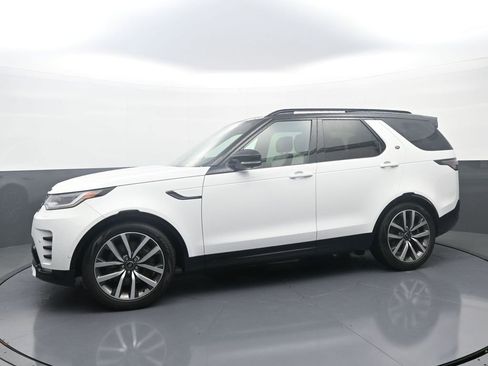 Used 2023 Land Rover Discovery HSE R-Dynamic AWD/4WD image 4