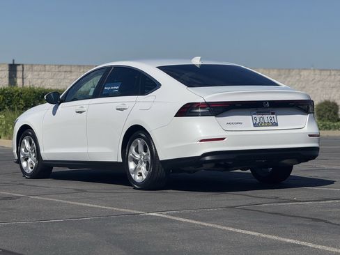 Used 2023 Honda Accord LX image 5