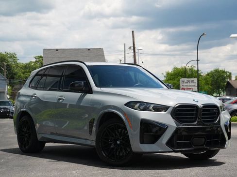 Used 2026 BMW X5 M Competition w/ Executive Package AWD/4WD image 17
