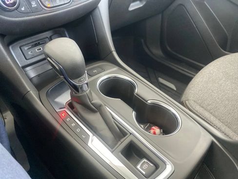 Used 2024 Chevrolet Equinox LT FWD image 57