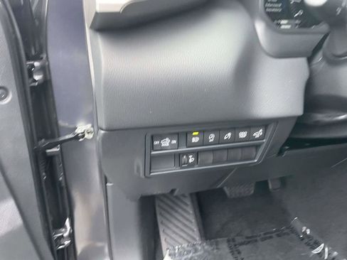 New 2026 Toyota Tundra Limited AWD/4WD image 31