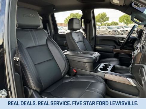 Used 2021 Chevrolet Silverado 2500 High Country w/ Technology Package image 32