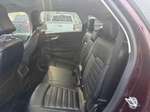 Used 2024 Ford Edge SEL w/ Convenience Package image 16