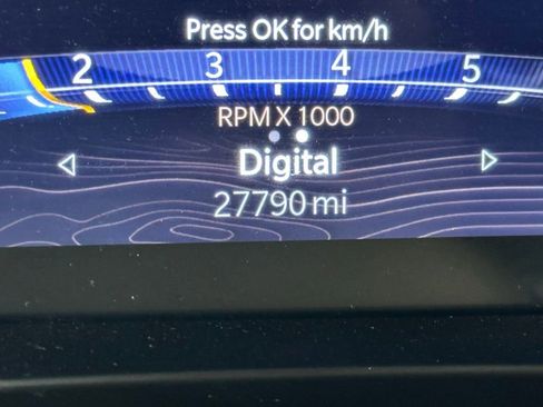 Used 2024 Jeep Grand Cherokee Altitude image 19