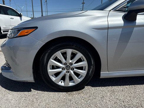Used 2020 Toyota Camry LE image 25