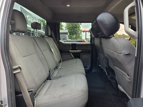 Used 2016 Ford F150 XLT AWD/4WD image 16