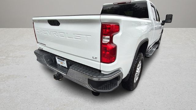 Used 2024 Chevrolet Silverado 2500 LT AWD/4WD image 39