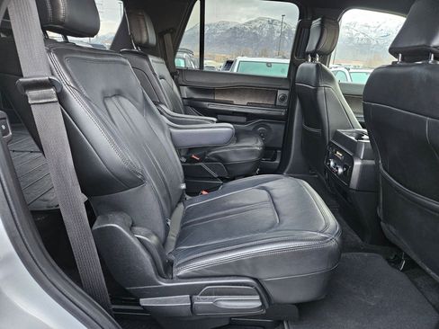 Used 2018 Ford Expedition Limited image 30