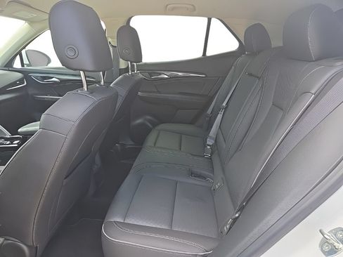 Used 2023 Buick Envision Essence FWD image 32