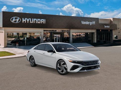 New 2026 Hyundai Elantra SEL Sport Premium FWD image 2
