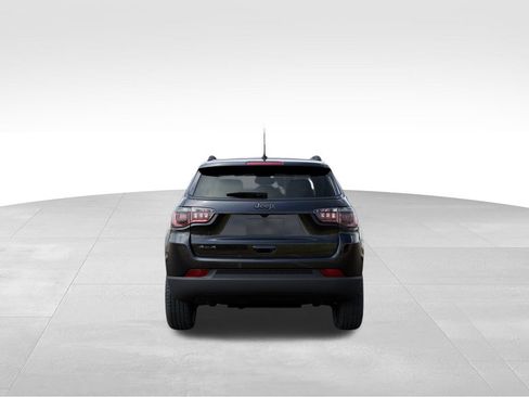 New 2026 Jeep Compass Limited image 8