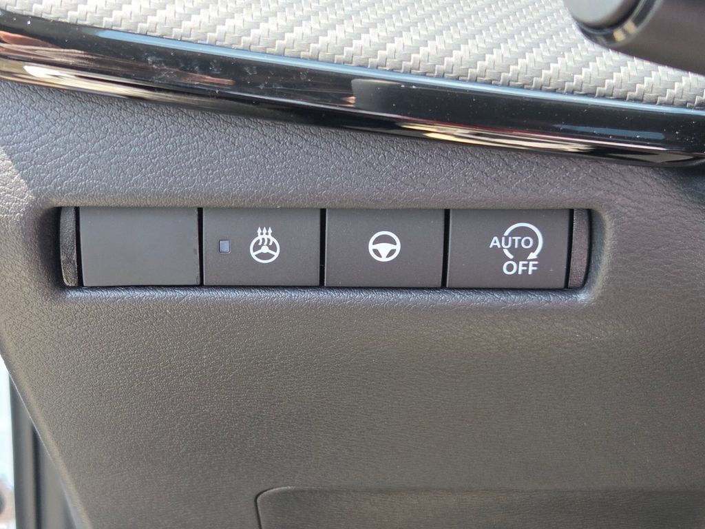 New 2027 Nissan Kicks SR w/ SR Premium Package FWD image 26