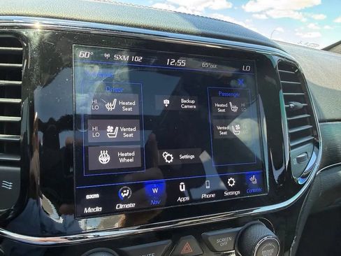 Used 2021 Jeep Grand Cherokee High Altitude AWD/4WD image 21