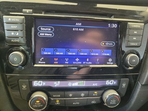 Used 2019 Nissan Rogue SV w/ Premium Package AWD/4WD image 25