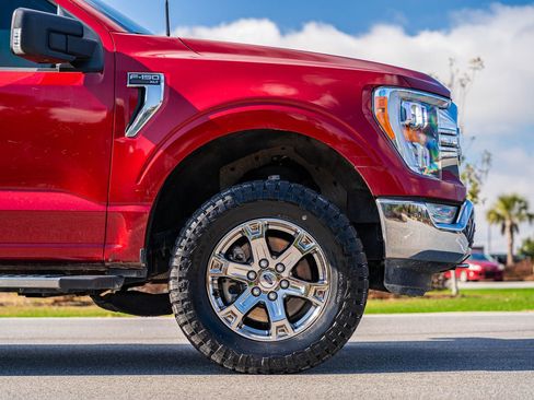 Used 2021 Ford F150 XLT w/ Equipment Group 302A High image 9