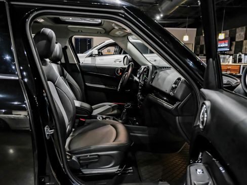 Used 2019 MINI Cooper Countryman FWD image 35