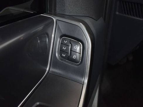 Used 2021 Ford F150 Lariat w/ Equipment Group 502A High AWD/4WD image 11