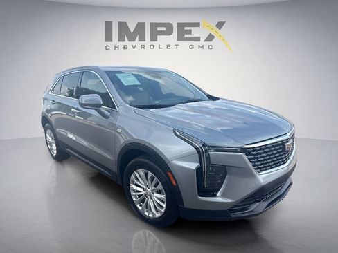 Used 2024 Cadillac XT4 Luxury FWD image 7