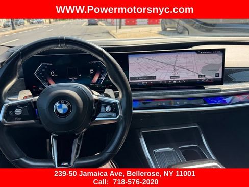 Used 2024 BMW 740i xDrive AWD/4WD image 39
