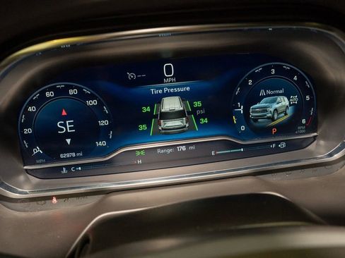 Used 2024 Chevrolet Tahoe LT image 19