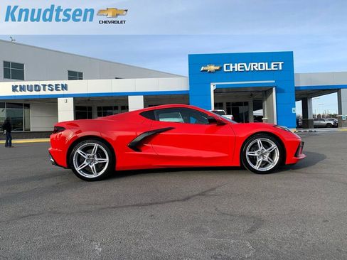 Used 2021 Chevrolet Corvette Stingray Coupe w/ Chrome Exterior Badge Package image 8