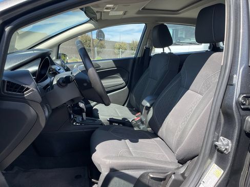 Used 2016 Ford Fiesta SE w/ Equipment Group 201A FWD image 15