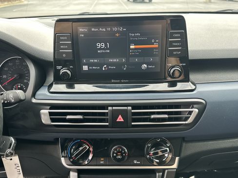 Used 2021 Kia Seltos S FWD image 24