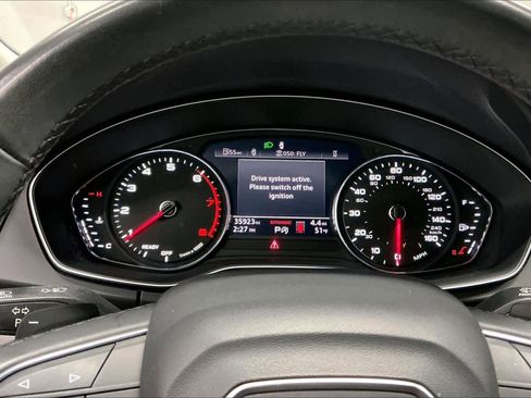 Used 2023 Audi Q5 2.0T Premium w/ Convenience Package image 22