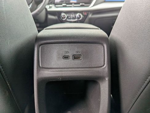 Used 2026 Chevrolet Trax LT w/ Driver Confidence Package FWD image 33
