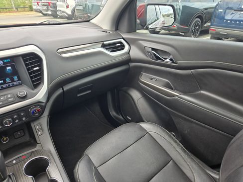 Used 2019 GMC Acadia SLT image 11