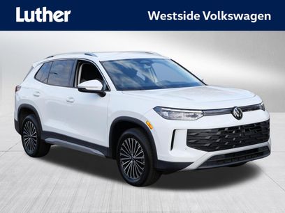 Certified 2025 Volkswagen Tiguan S w/ 18" Wheel Package