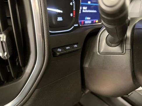 Used 2023 GMC Sierra 2500 AT4 w/ AT4 Premium Plus Package AWD/4WD image 22