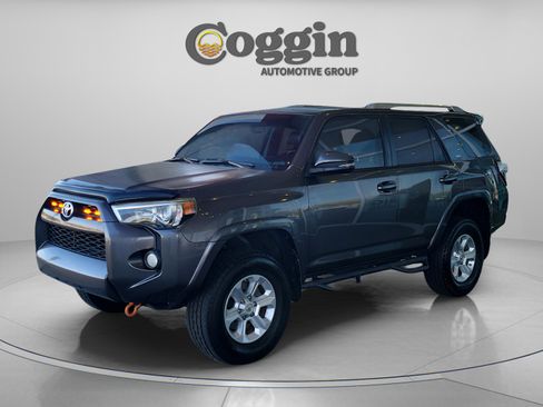Used 2015 Toyota 4Runner Limited image 2