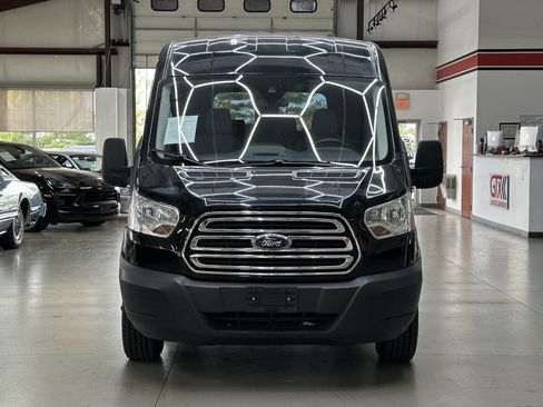 Used 2019 Ford Transit 350 XLT image 6