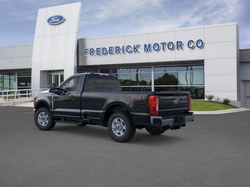 New 2026 Ford F250 XLT w/ FX4 Off-Road Package image 4